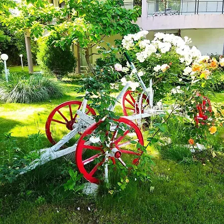 Charis Cozy Family At Sun Village Complex Close To The Apartamento *