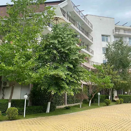 Charis Cozy Family At Sun Village Complex Close To The *