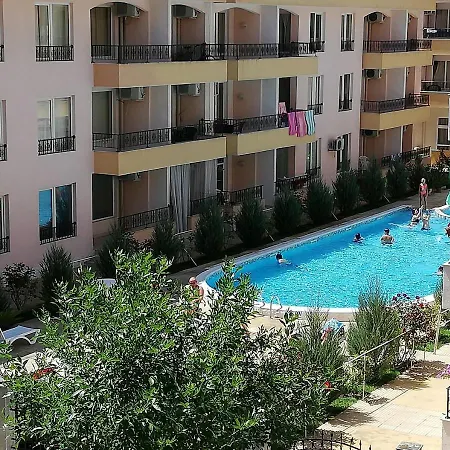 Charis Cozy Family At Sun Village Complex Close To The Apartment