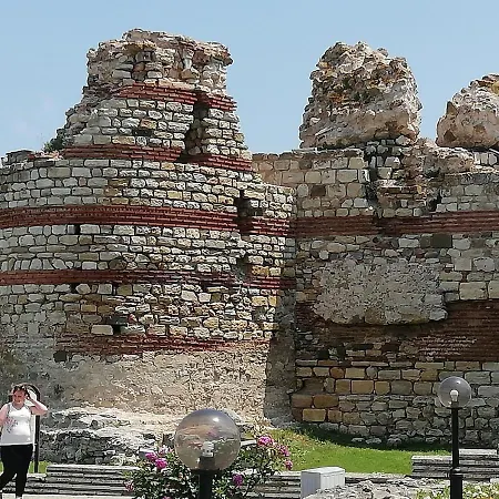 Charis Cozy Family At Sun Village Complex Close To The Apartman *