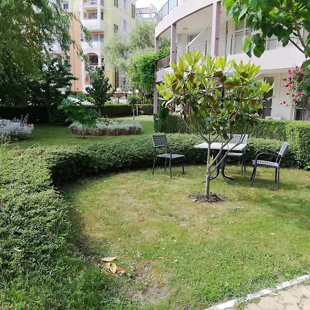 Charis Cozy Family At Sun Village Complex Close To The Napospart