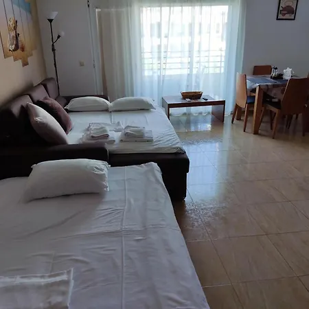 Charis Cozy Family At Sun Village Complex Close To The Apartment *
