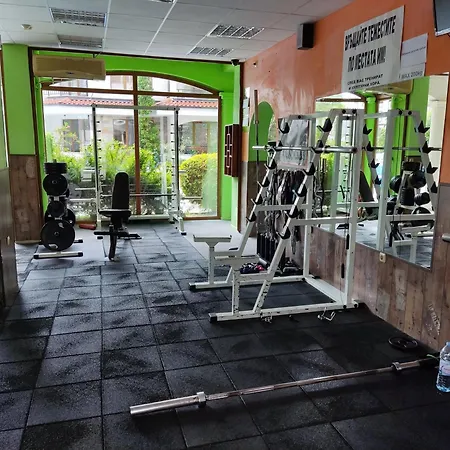 Charis Cozy Family At Sun Village Complex Close To The Apartman *