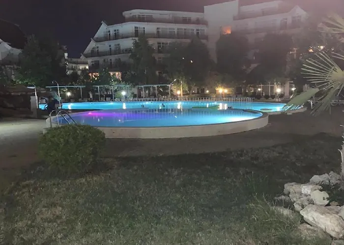 Charis Cozy Family At Sun Village Complex Close To The Апартамент